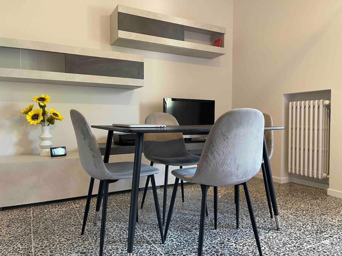 Lotus Home Eleganza E Accoglienza A Mantova Exterior photo